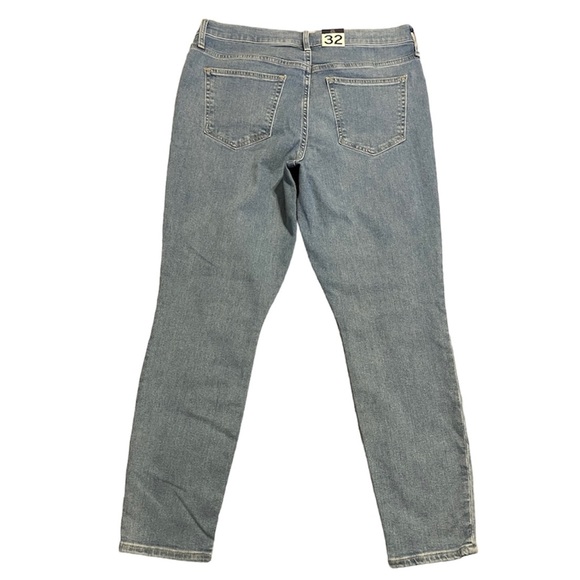 GAP True Skinny Mid Rise Jeans Light Wash 660446 32/14R - Picture 13 of 14